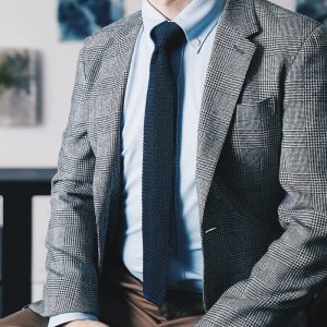 【メンズ財布ブランド2024】国産から海外ハイブランドまで、メンズに人気の財布をタイプ別に厳選。