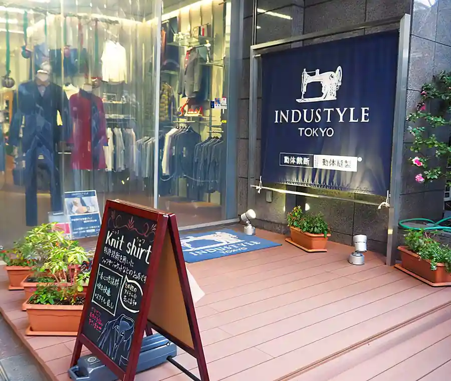 INDUSTYLE TOKYO 動体裁断®日本製ニットシャツの店舗